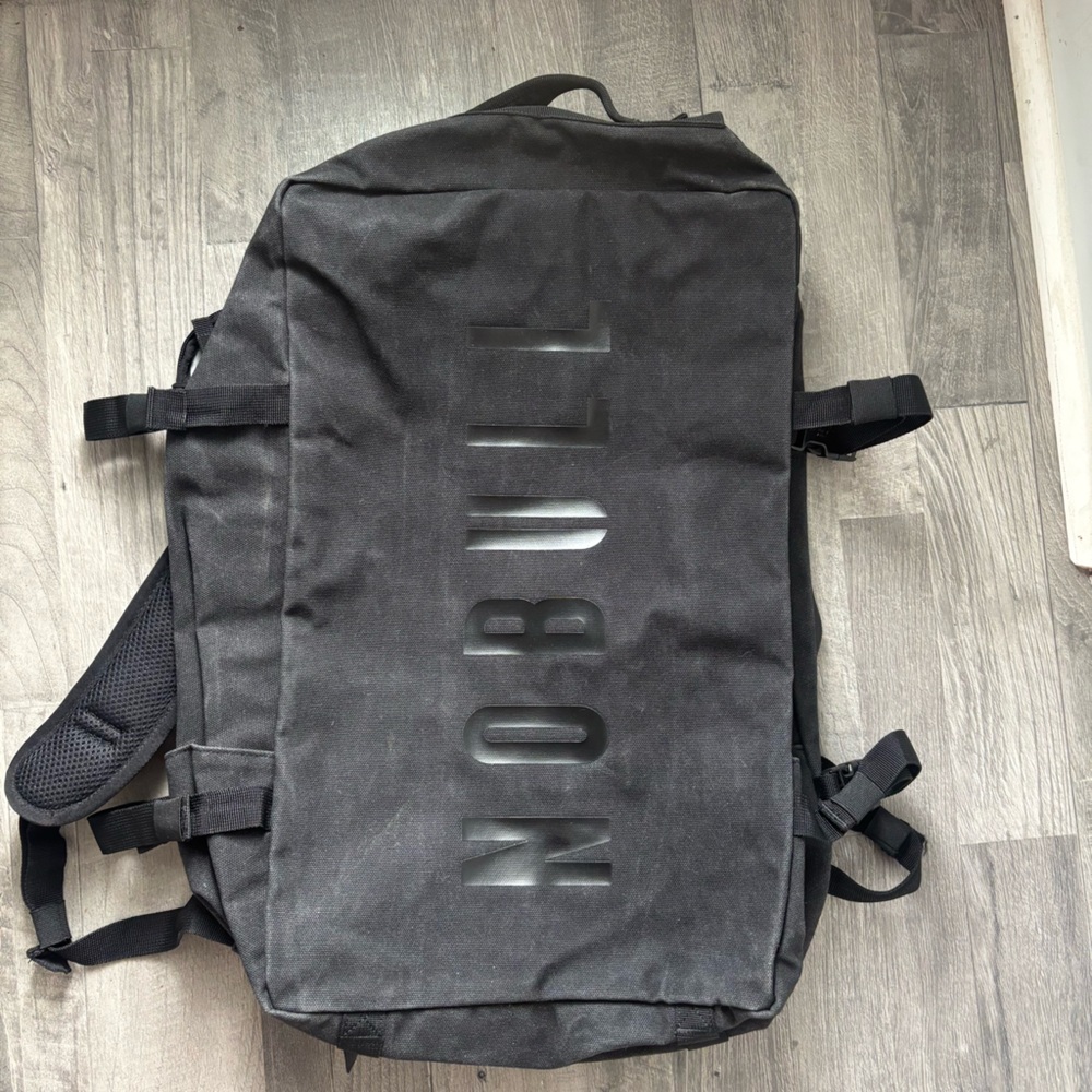 NOBULL Canvas Dufflepack - Picture 2 of 6